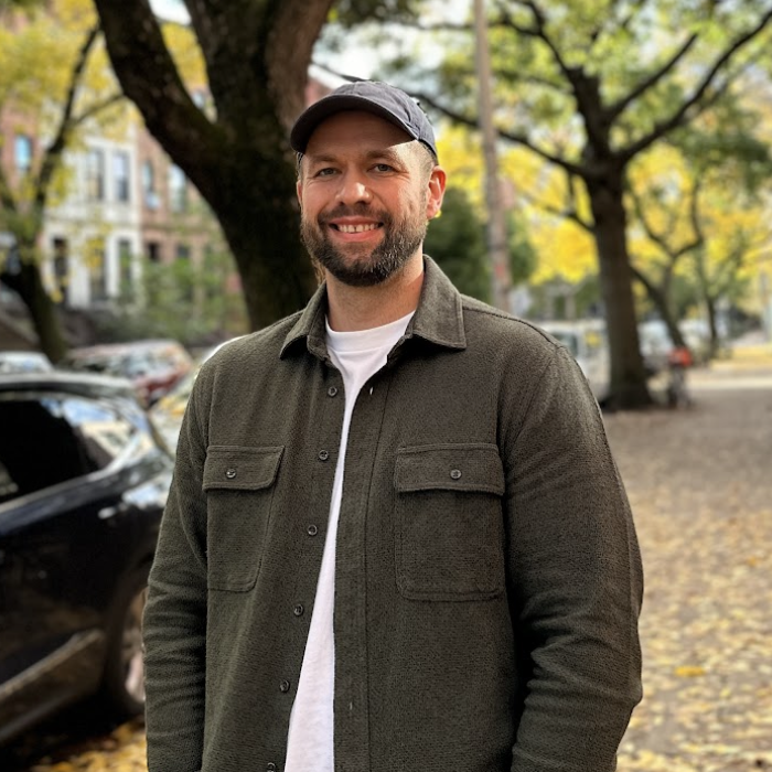 Sasha Zotov - Founder of StickyHive